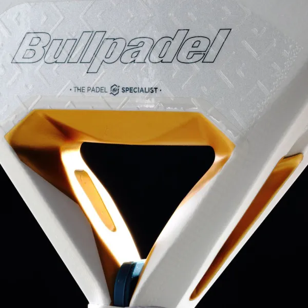 Ракетка для падела BULLPADEL Pearl 26, 493804, для профессионалов, карбон, бело-серый за 35&nbsp;929.50 ₽ в Магнитогорске