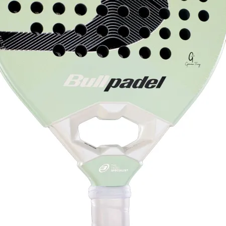 Ракетка для падела BULLPADEL Elite 02 2027, 497248,для профес-в, стекловолокно, карбон, молочн.,черн за 44&nbsp;339.40 ₽ купить в Магнитогорске